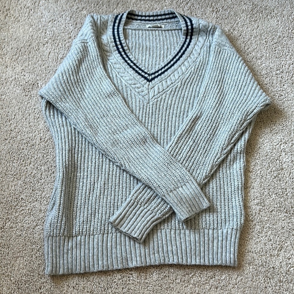 american eagle sweater